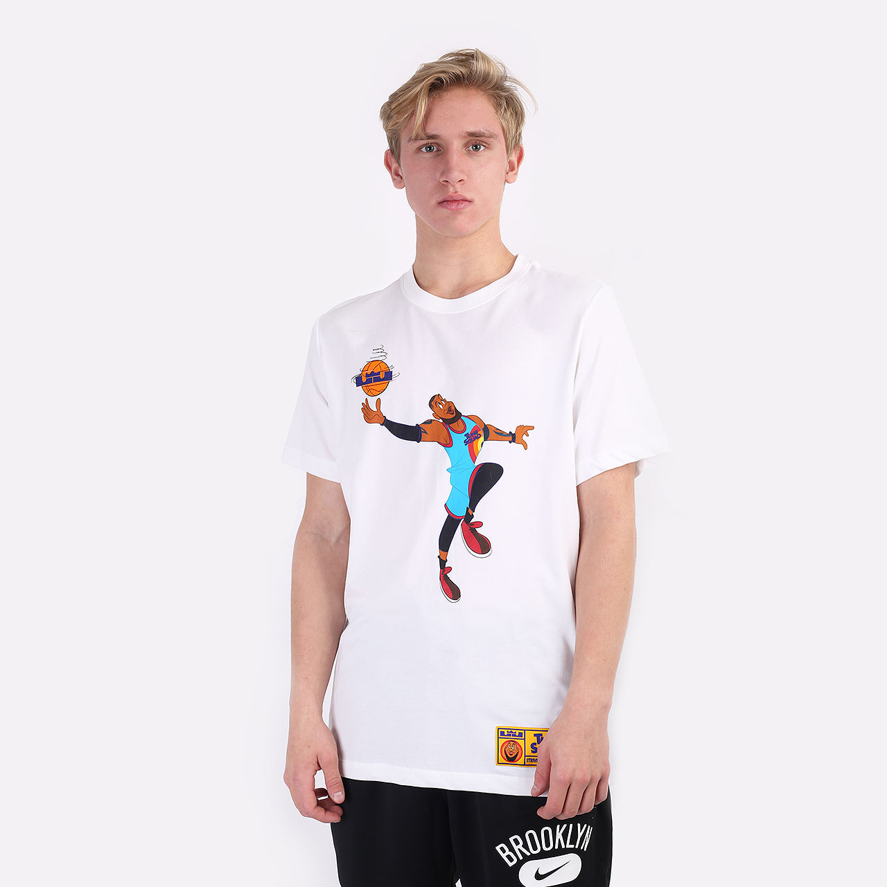 мужская белая футболка Nike LeBron x Space Jam: A New Legacy DH3831-100 - цена, описание, фото 1